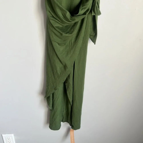 NEW Reformation Kaila Midi Dress Green - Picture 4 of 9